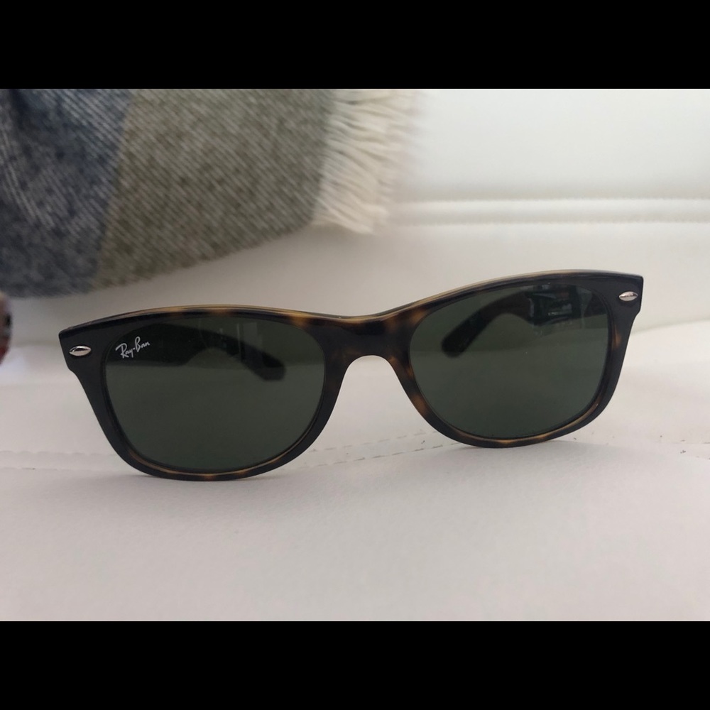 Ray-Ban New Wayfarer Sunglasses